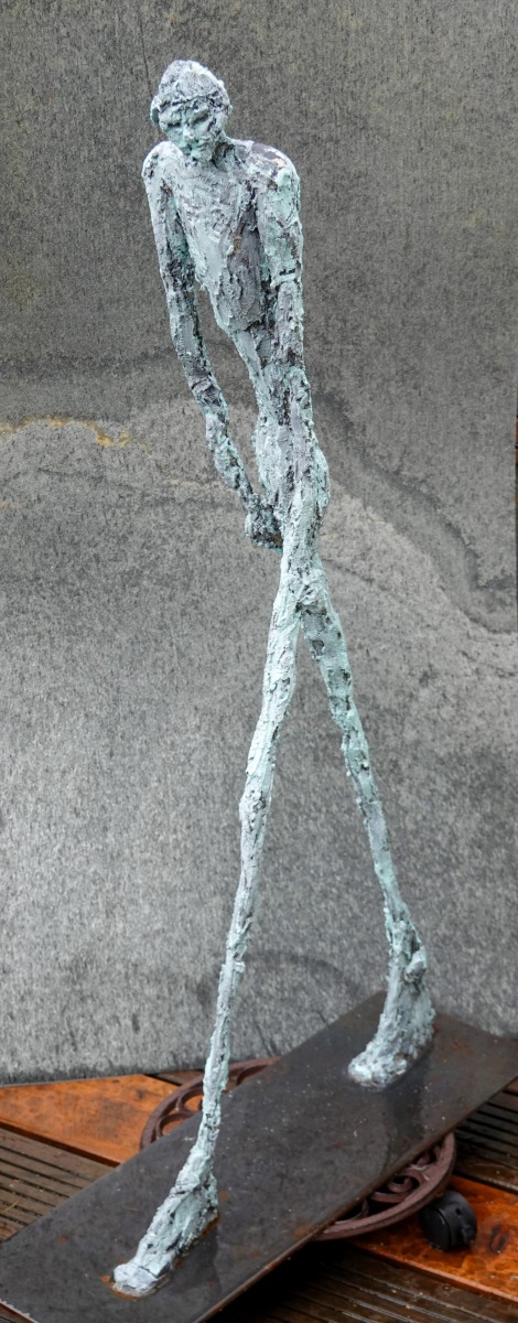 Schreitender Mann , Figur a la Giacometti