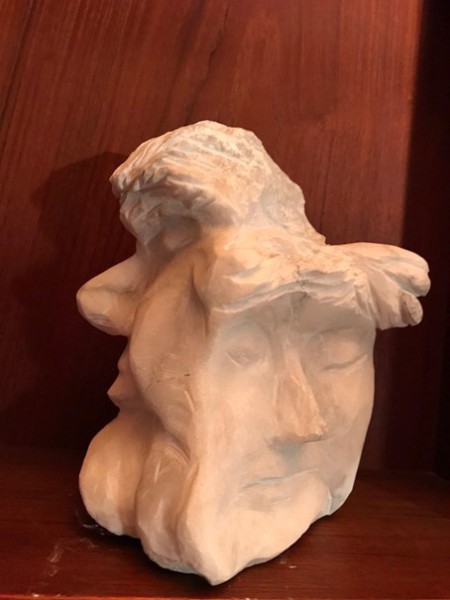 Ein Kopf – mehrere Gesichter – Alabaster23 cm – 2024 Ansicht3